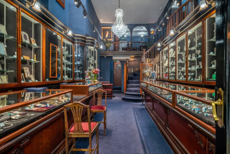 Antwerps_hidden_Jewellery_Network_62456432645