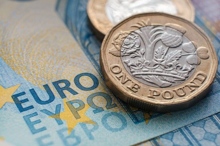 EUR-GBP-forex_coin_euro_sterling_5623543