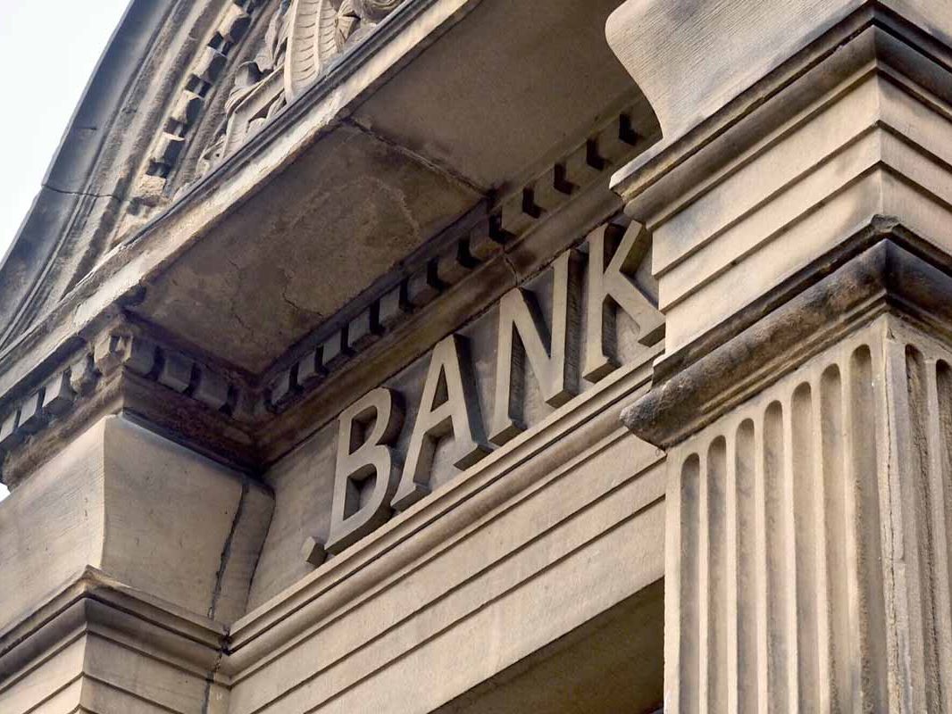 banks_finance_62454