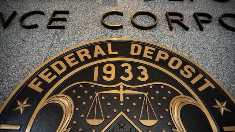 fdic_federal_reserve_us_deposit_425434q243jpeg