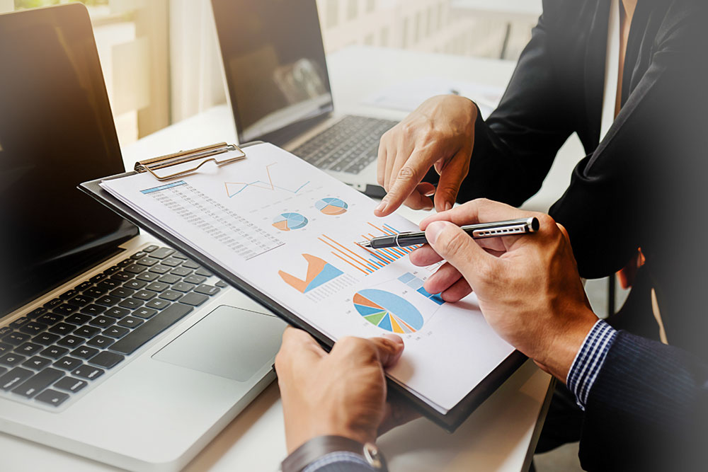 MANAGEMENT-CONSULTANCY_financial_advisor_planning_contability_bookeeping_accountant_254254